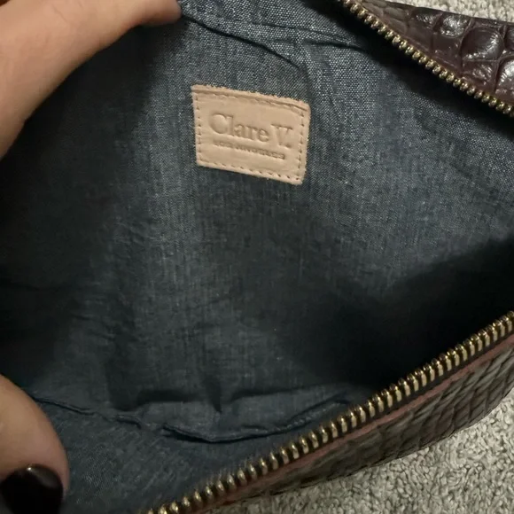 Clare V Grande Fanny - Picture 4 of 6